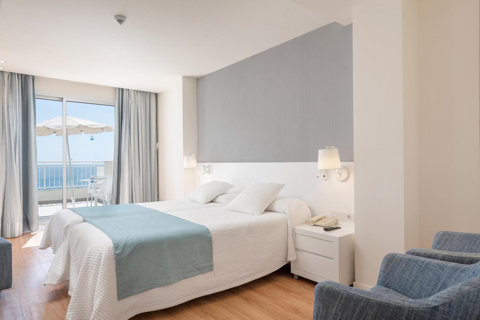 Hotel Cala Bona Cala Bona  Room photo