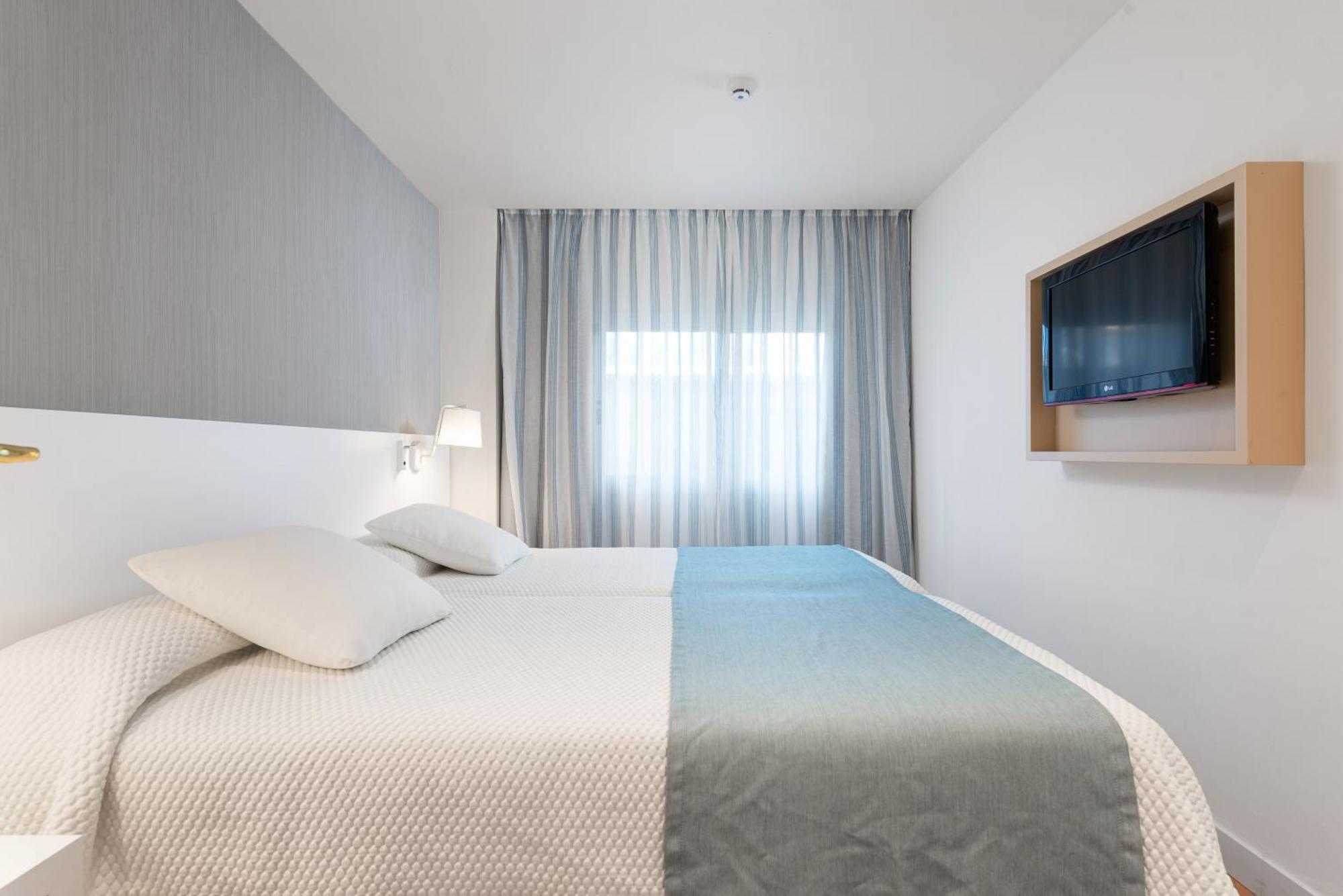 Hotel Cala Bona Cala Bona  Room photo
